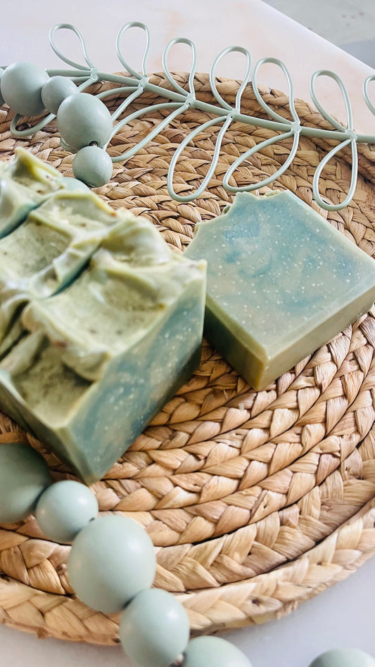 COCONUT MILK, NEROLI & PISTACHIO