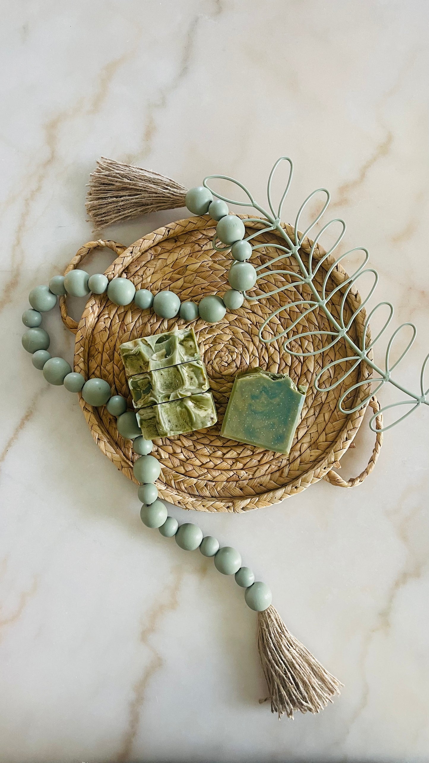 COCONUT MILK, NEROLI & PISTACHIO